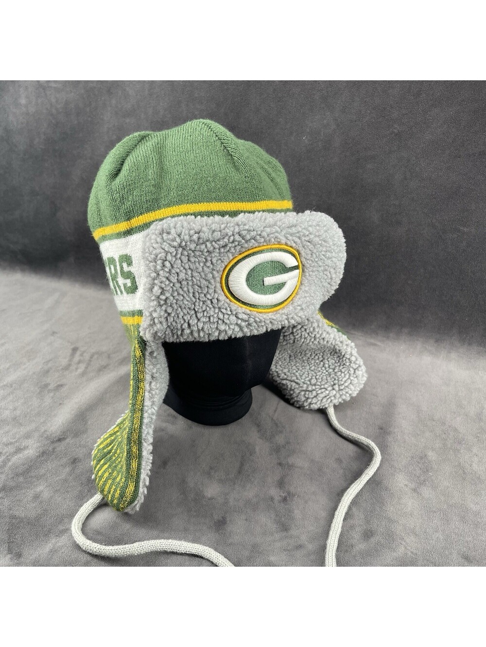 New Era Green Bay Packers Trapper Knit Hat Ear Flap Fleece Lined OSFM NFL